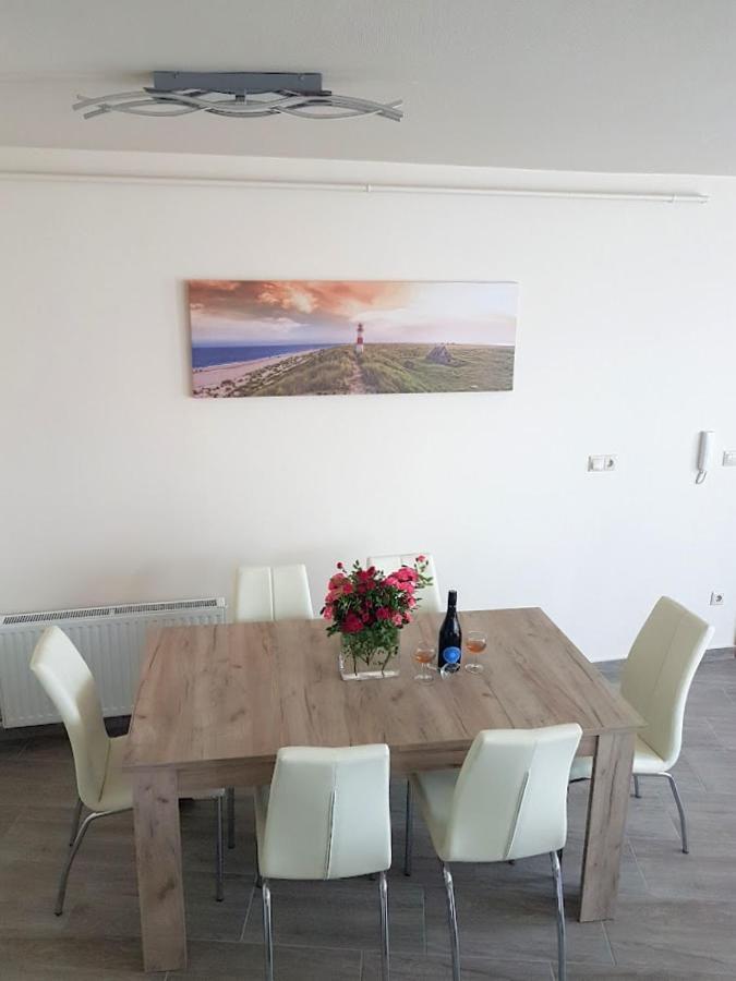 Silver Lodge Apartment 1 Eger Buitenkant foto